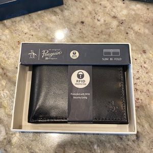 New! Black leather men’s Penguin wallet